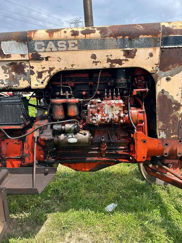 Image of Case 830 equipment image 4