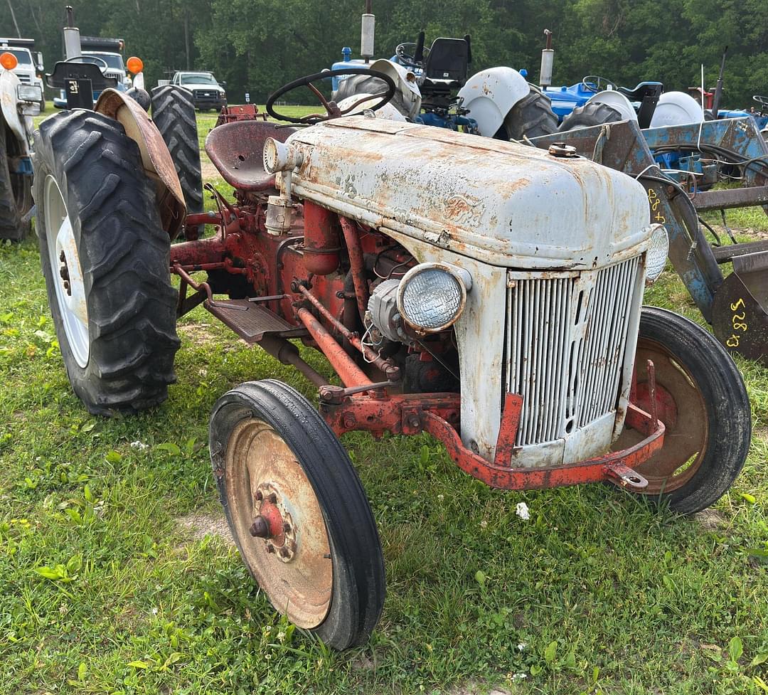 Image of Ford 8N Primary image
