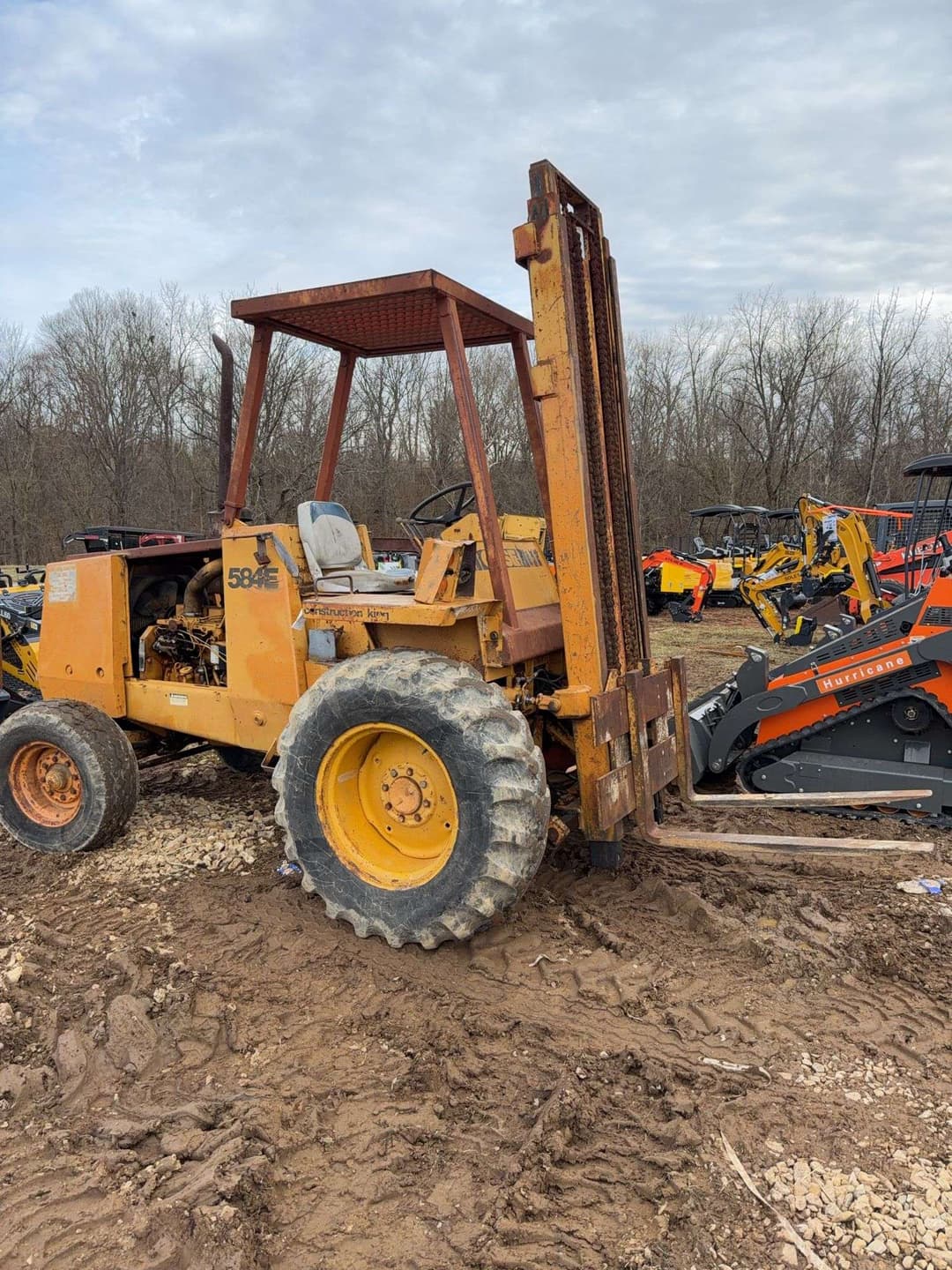 Image of Case 584E Primary image