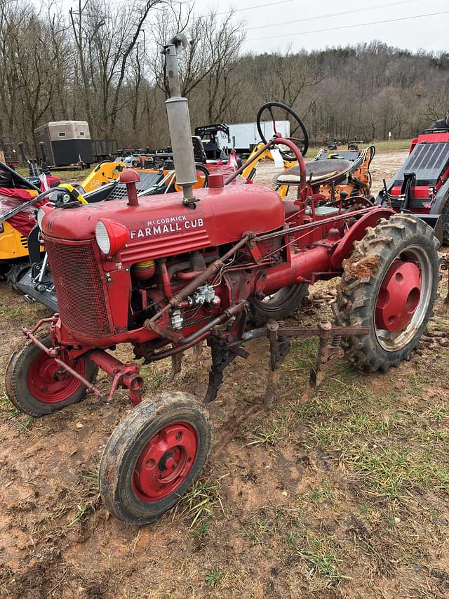 Image of Farmall Cub equipment image 1