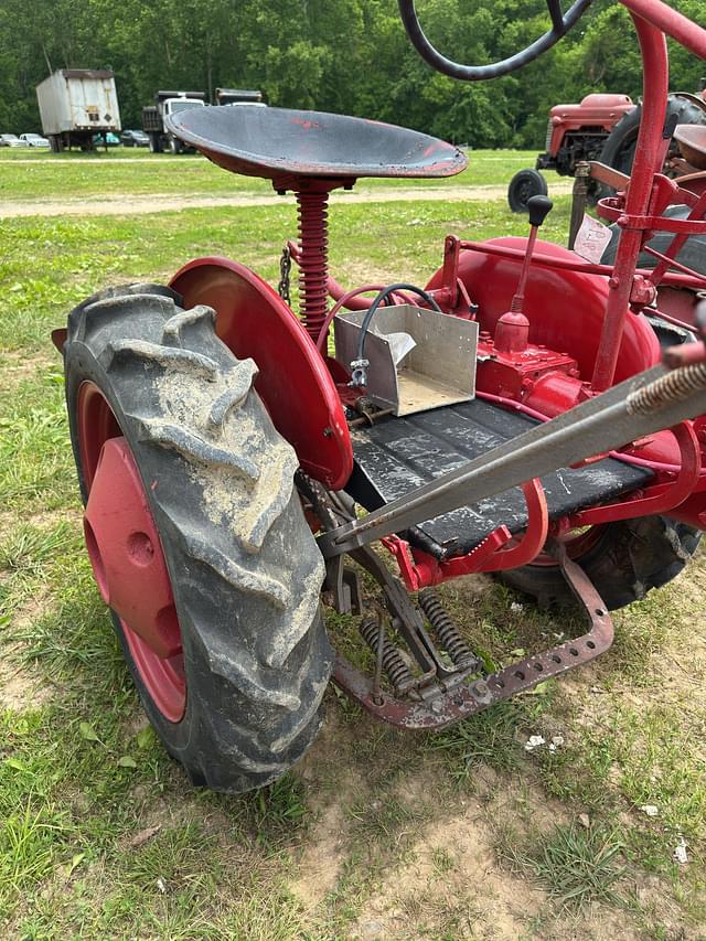Image of Farmall Cub equipment image 4