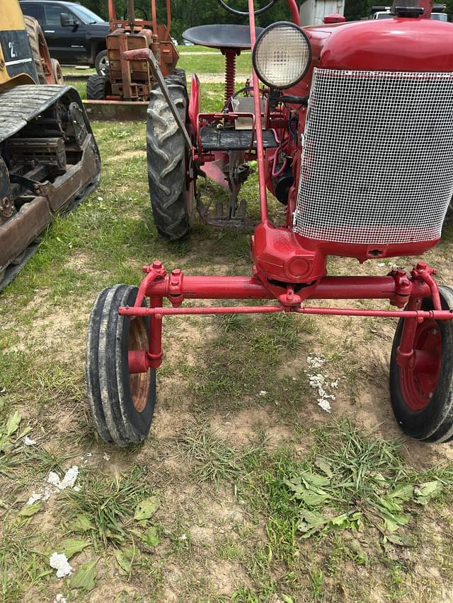 Image of Farmall Cub equipment image 1