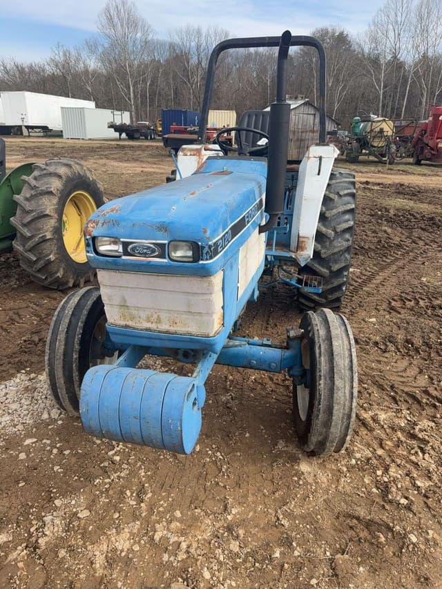 Image of Ford 2120 equipment image 2