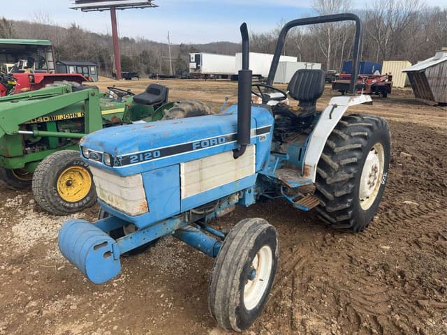 Image of Ford 2120 equipment image 1