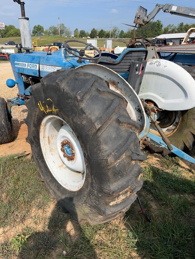 Image of Ford 3600 equipment image 4