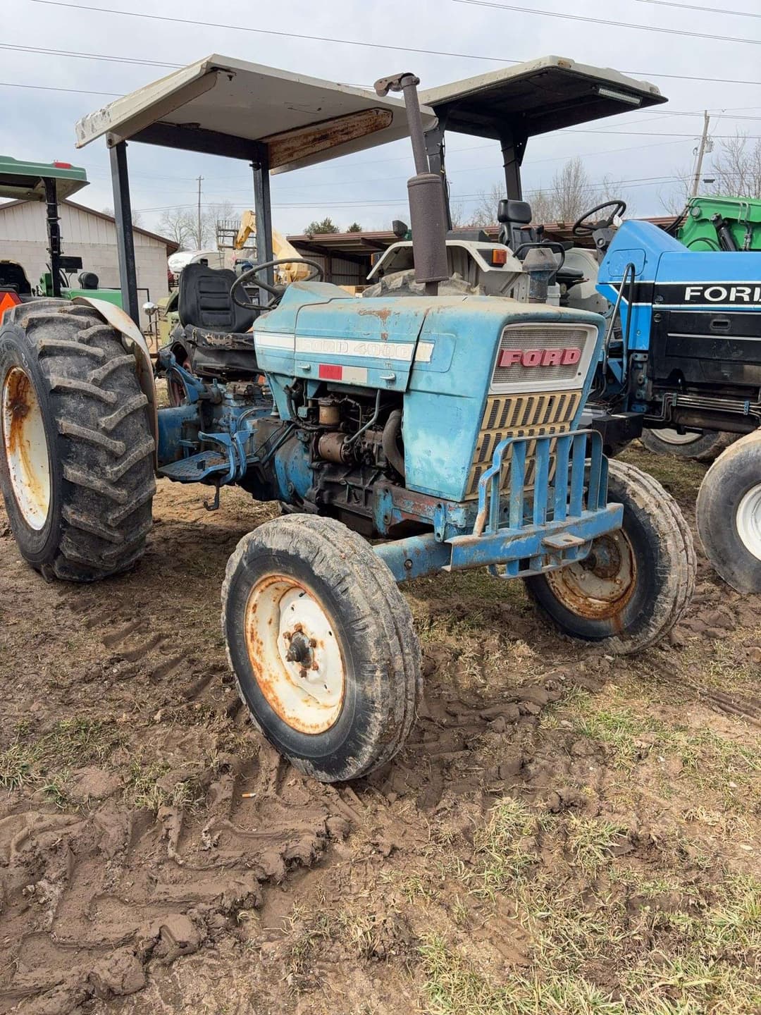 Image of Ford 4000 Primary image