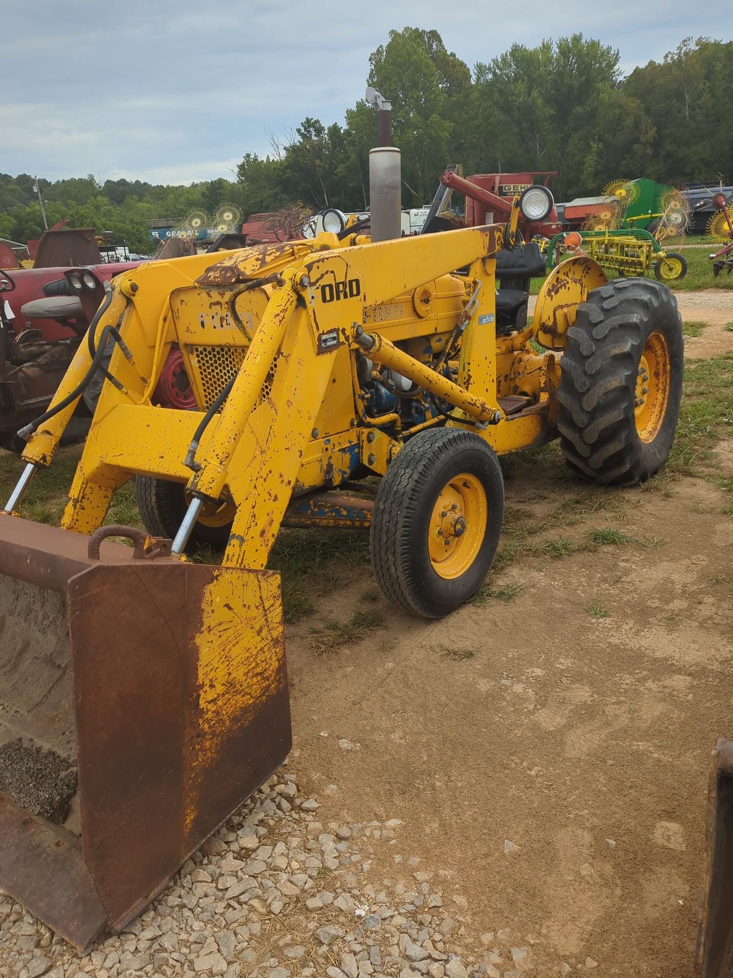 Main image Ford 4400