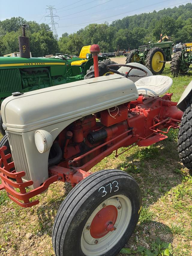 Image of Ford 9N equipment image 2