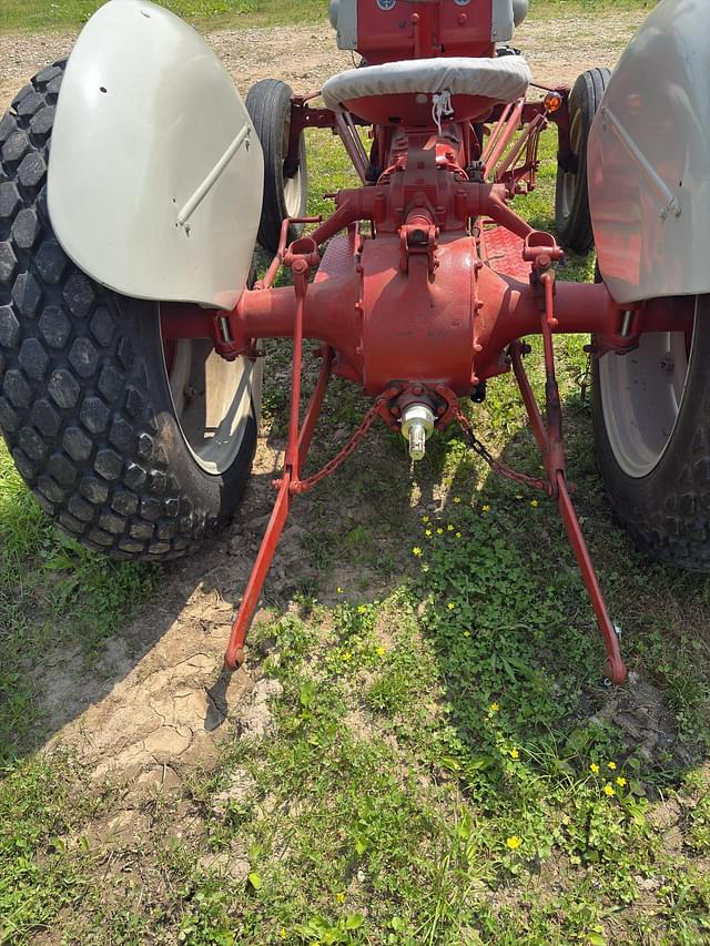 Image of Ford 9N equipment image 4