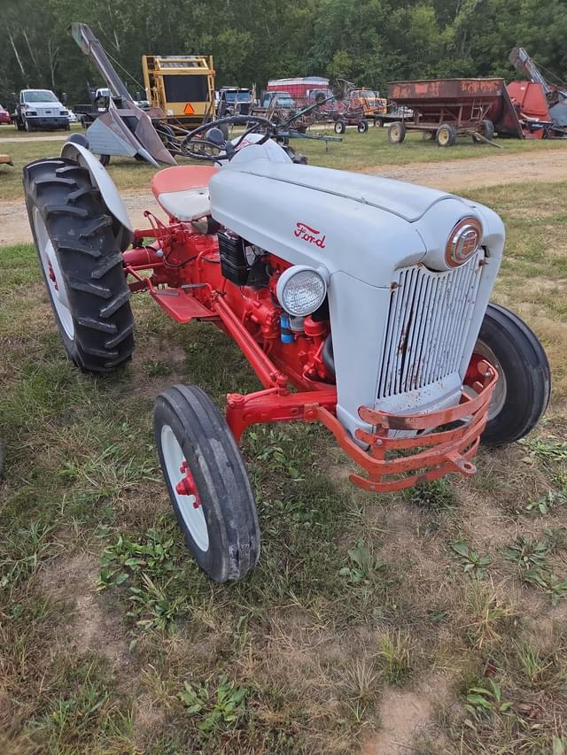 Image of Ford Golden Jubilee equipment image 3