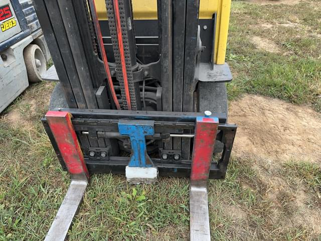 Image of Hyster 50 equipment image 3