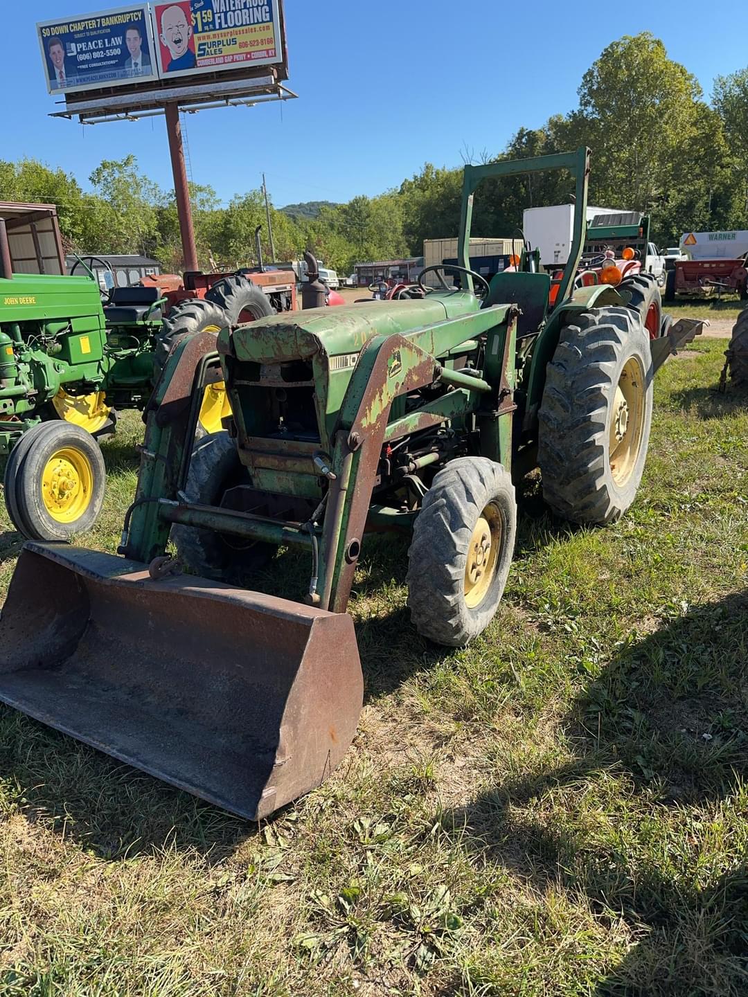Image of John Deere 1050 Primary image