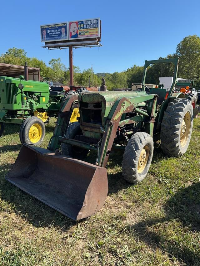 Image of John Deere 1050 equipment image 1