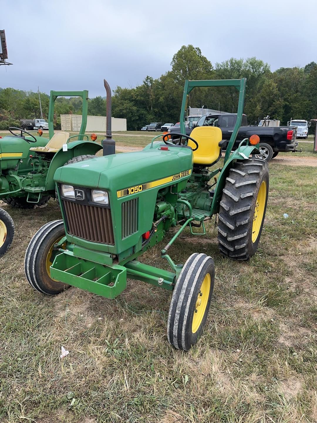 Image of John Deere 1050 Primary image
