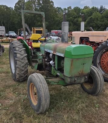 Main image John Deere 2040