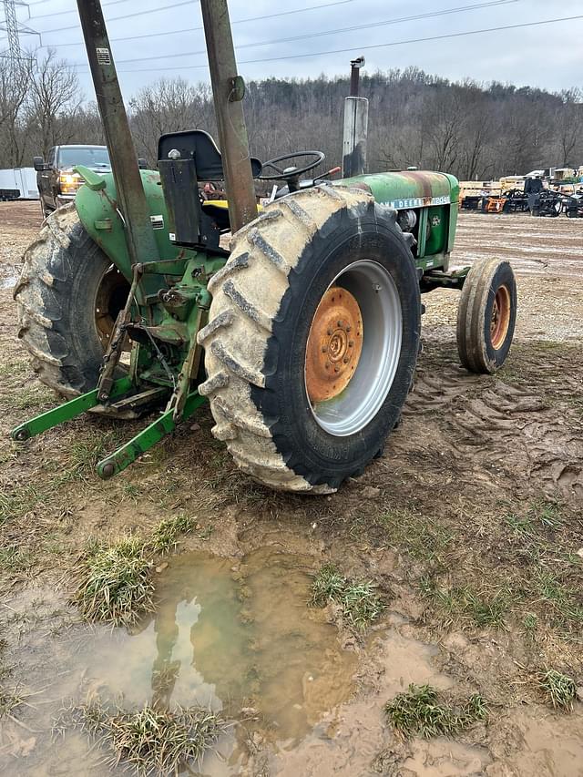 Image of John Deere 2040 equipment image 3