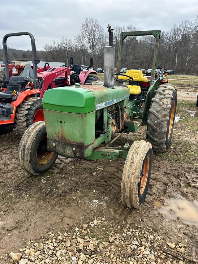 Image of John Deere 2040 equipment image 1