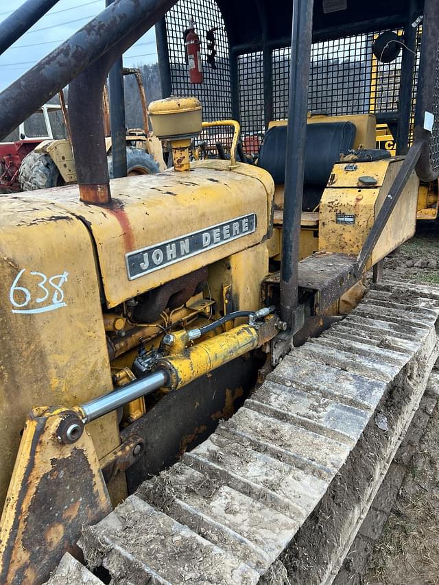 Image of John Deere 350B equipment image 2