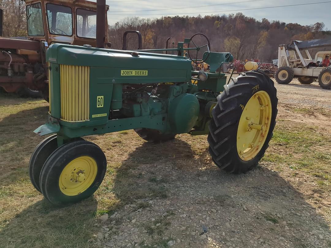 Image of John Deere 60 Primary image