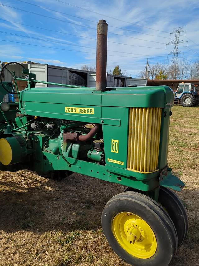 Image of John Deere 60 equipment image 4