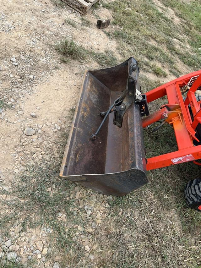 Image of Kioti CS2210 equipment image 4