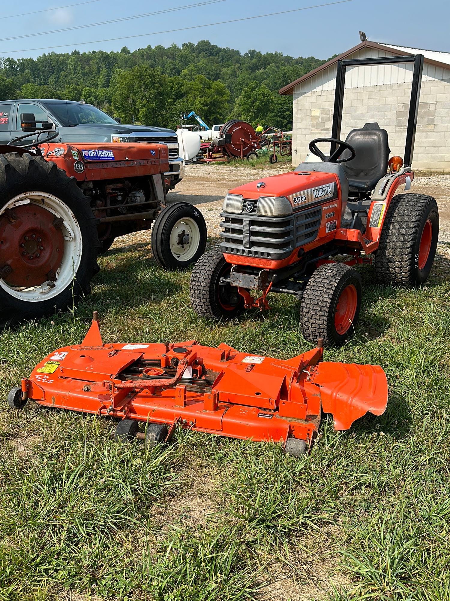 Main image Kubota B1700