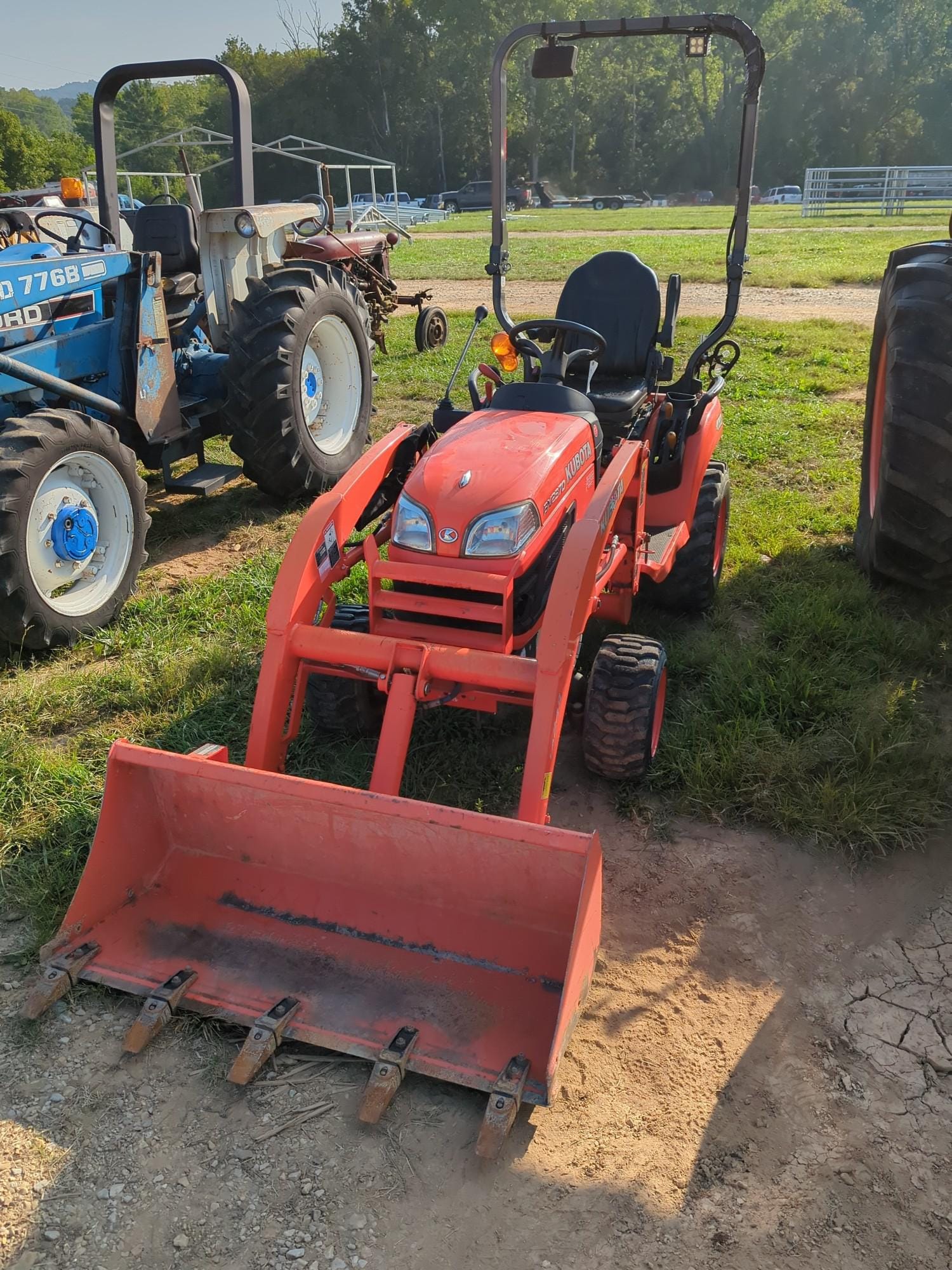 Main image Kubota BX2370
