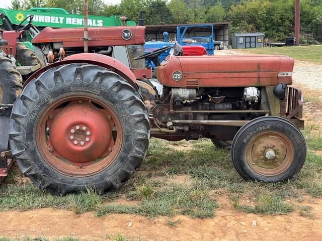 Image of Massey Ferguson 135 equipment image 2