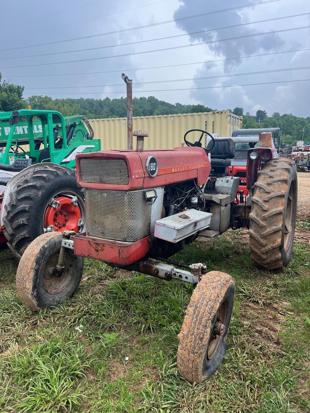 Image of Massey Ferguson 180 Primary image