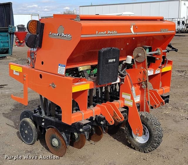 Image of Land Pride 3P600 equipment image 2