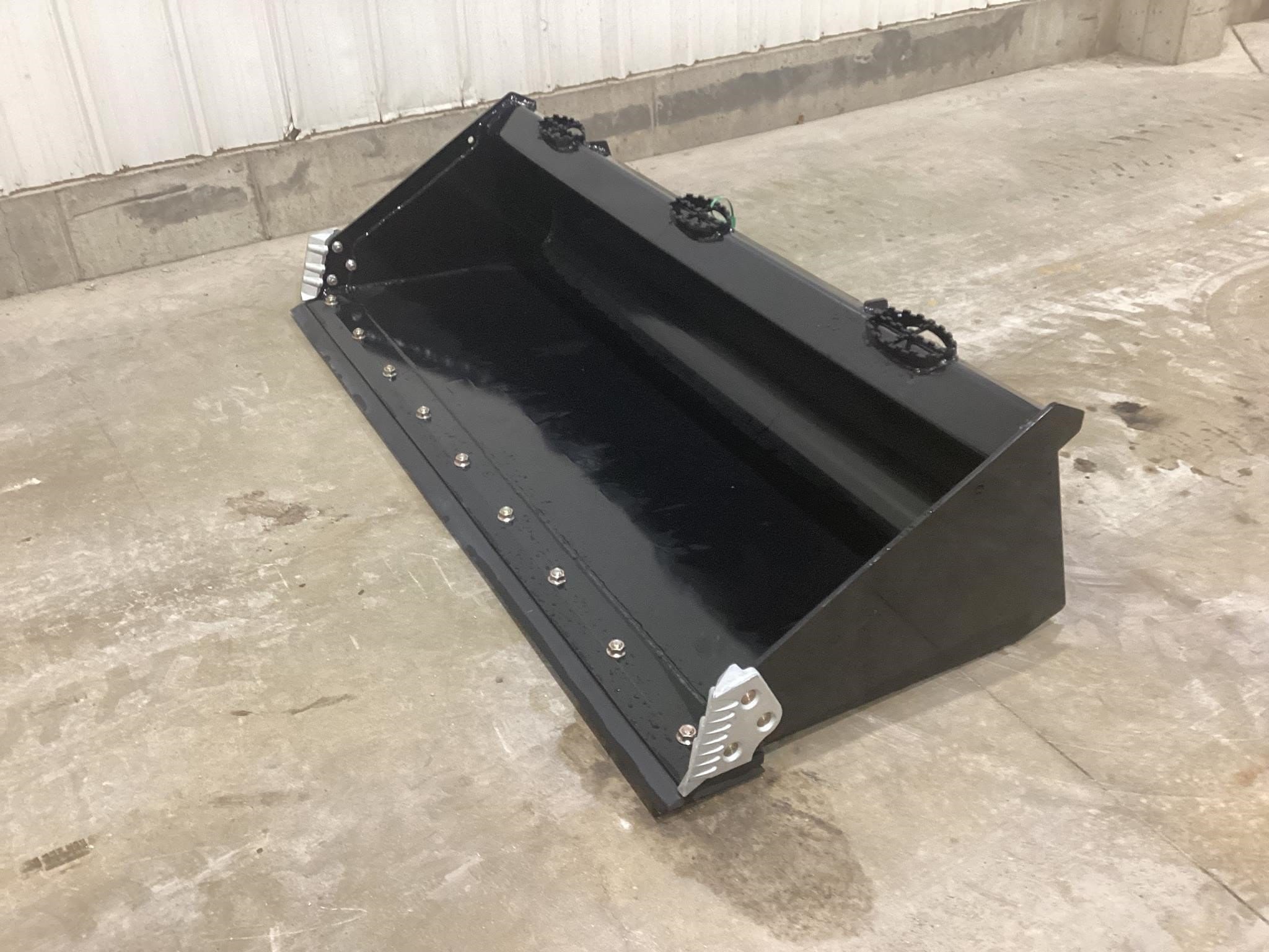 2024 Land Pride Bucket Equipment Image0