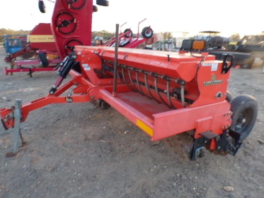 Land Pride NTS2611 Equipment Image0