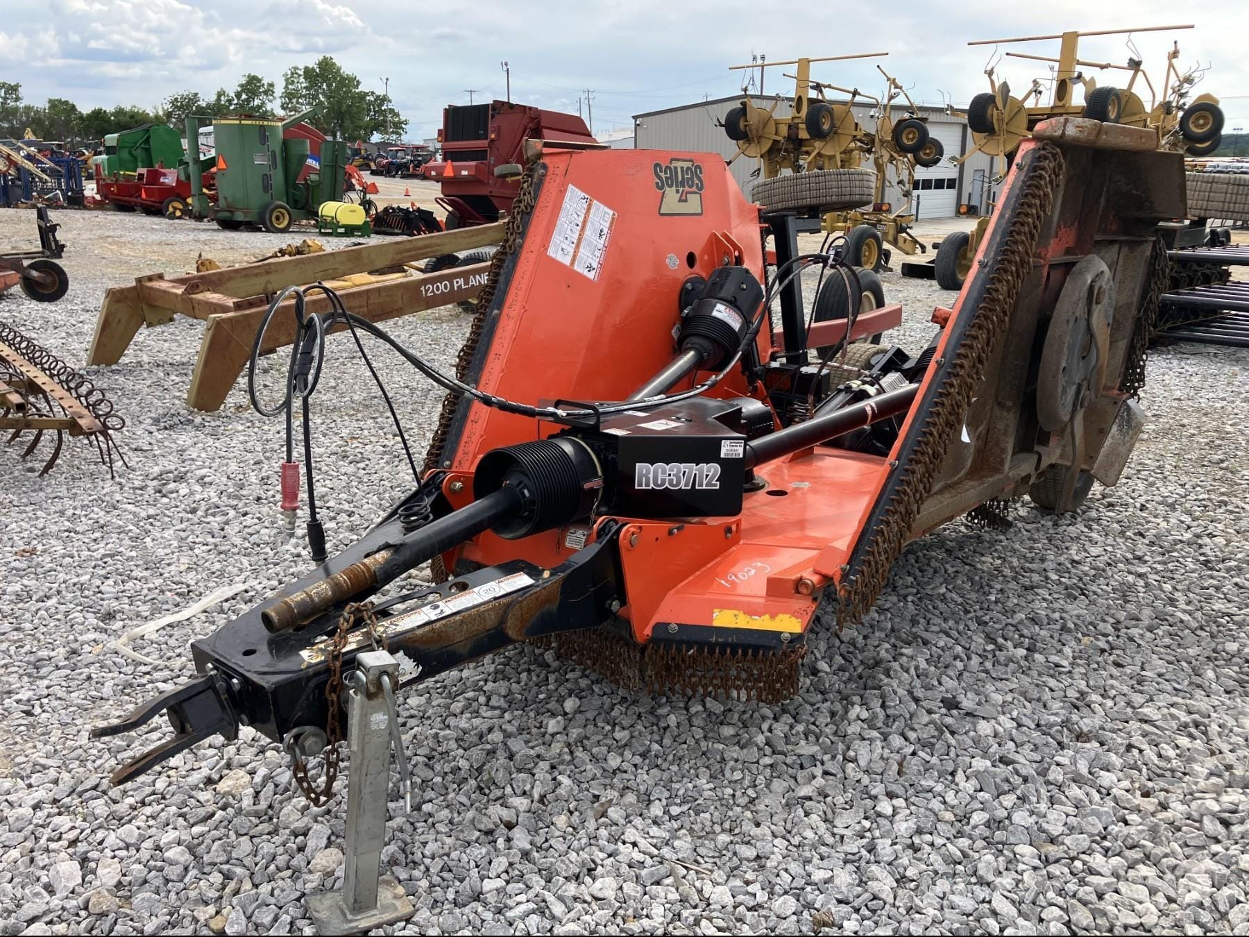 Land Pride RC3712 Equipment Image0