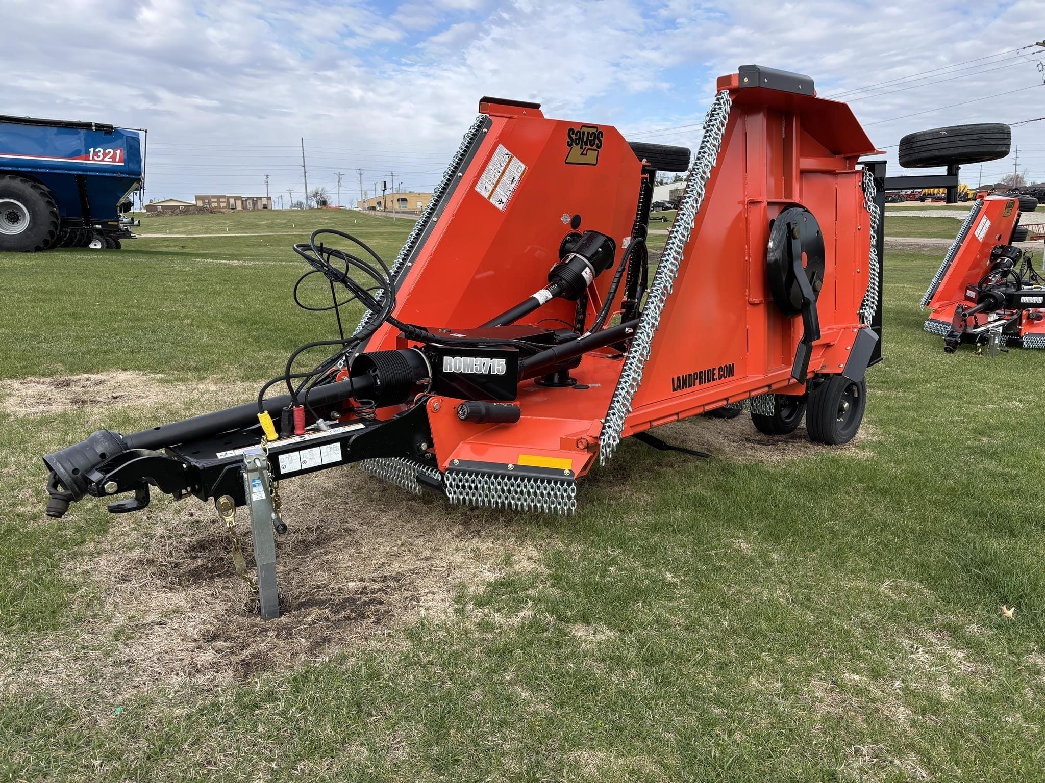 Land Pride RCM3715 Equipment Image0