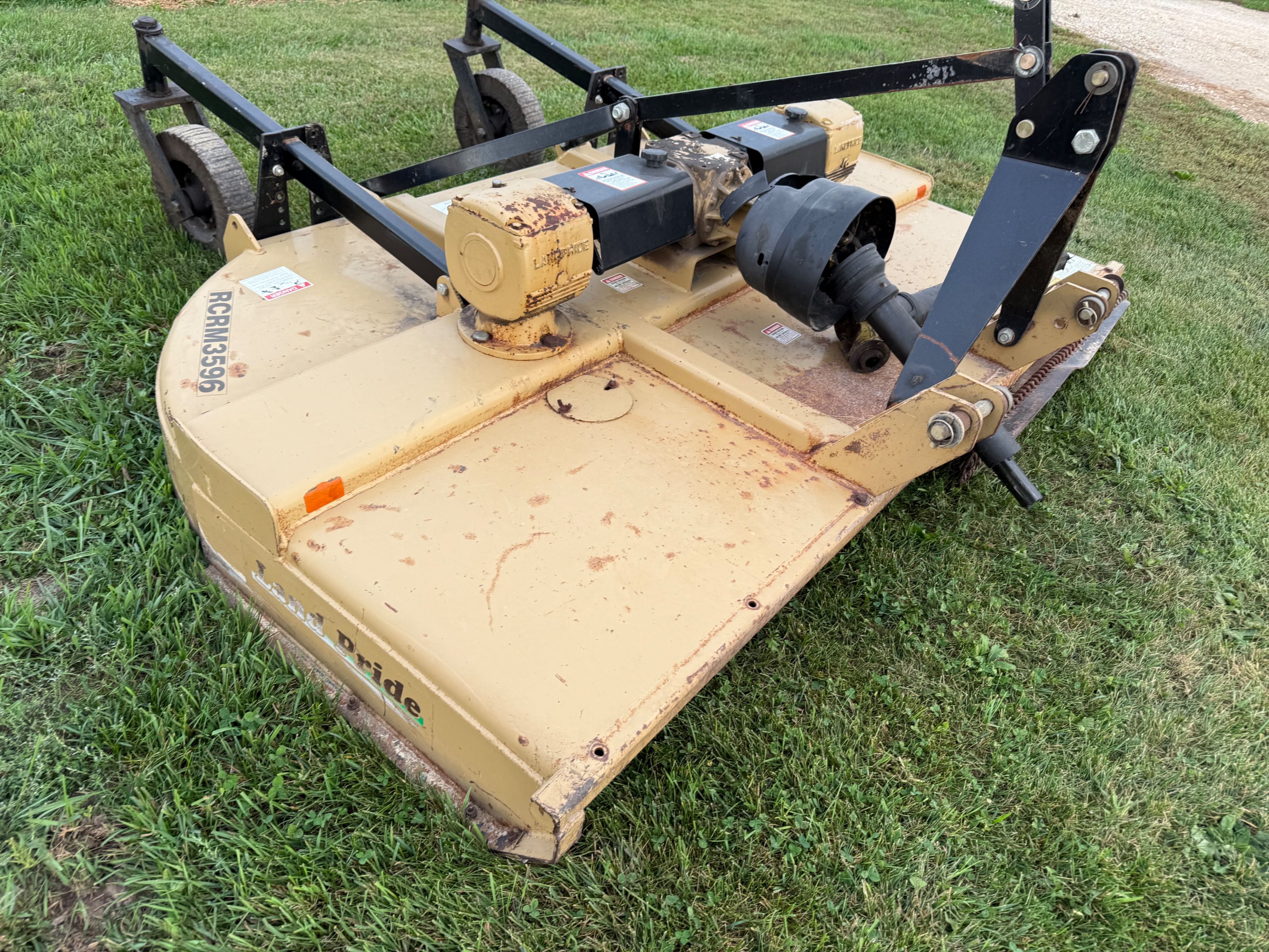 Land Pride RCRM3596 Equipment Image0