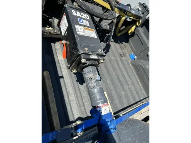 Image of Land Pride SA20 equipment image 4