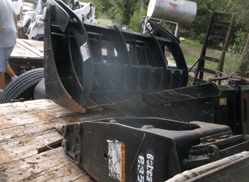 Main image Land Pride SGC1560