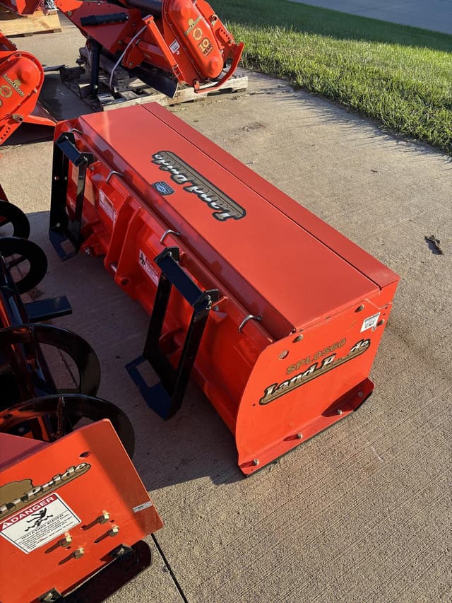 Image of Land Pride SPL0560 equipment image 3