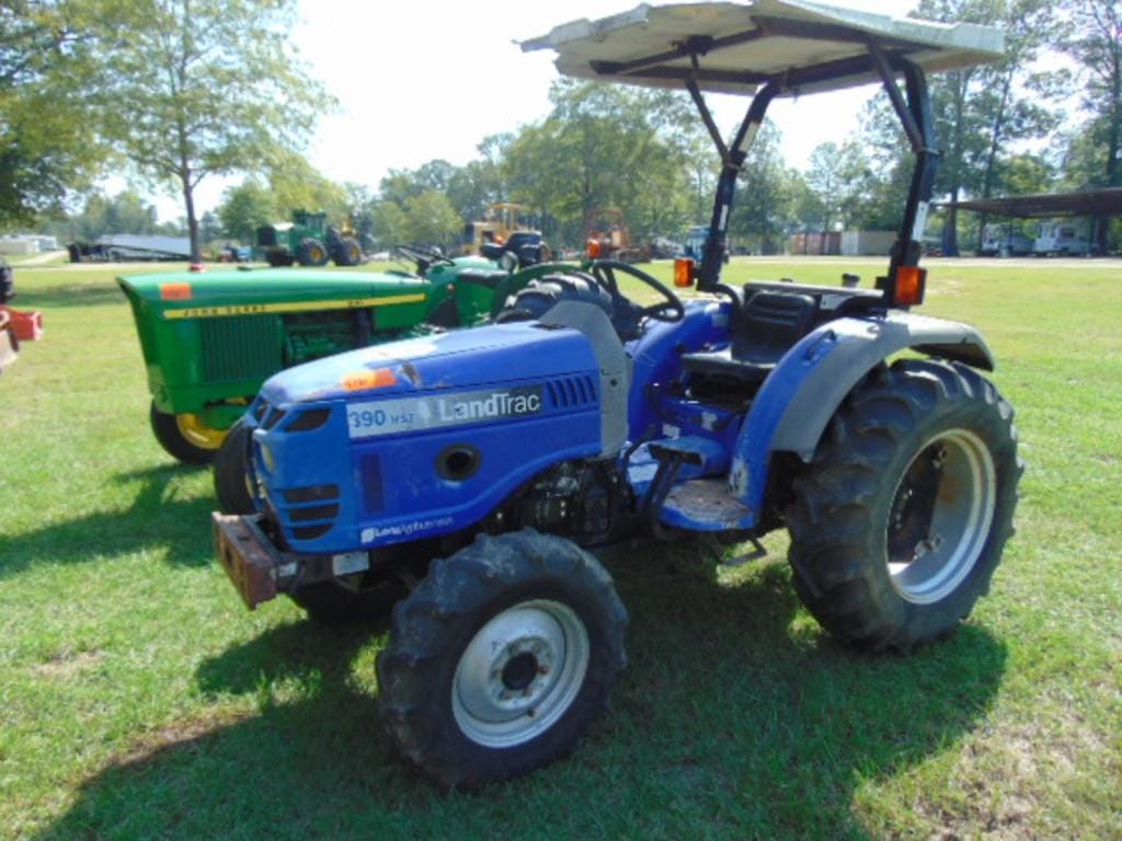 Main image Landtrac 390