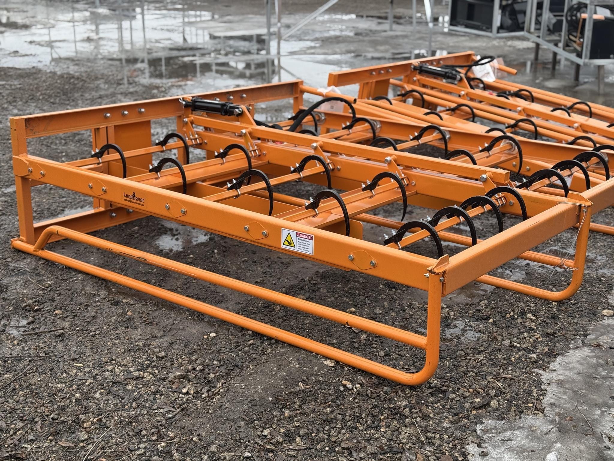 Land Honor HAG-12-24Q  Equipment Image0