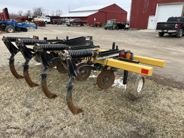 Image of Landoll 1514 equipment image 3