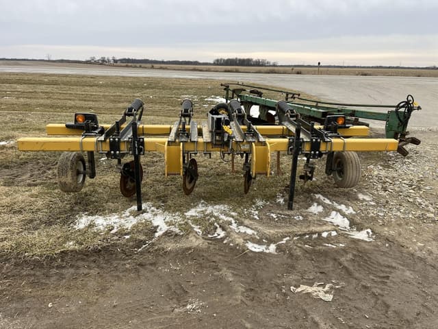 Image of Landoll 1514 equipment image 1