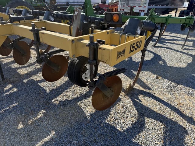 Image of Landoll 1550 equipment image 2