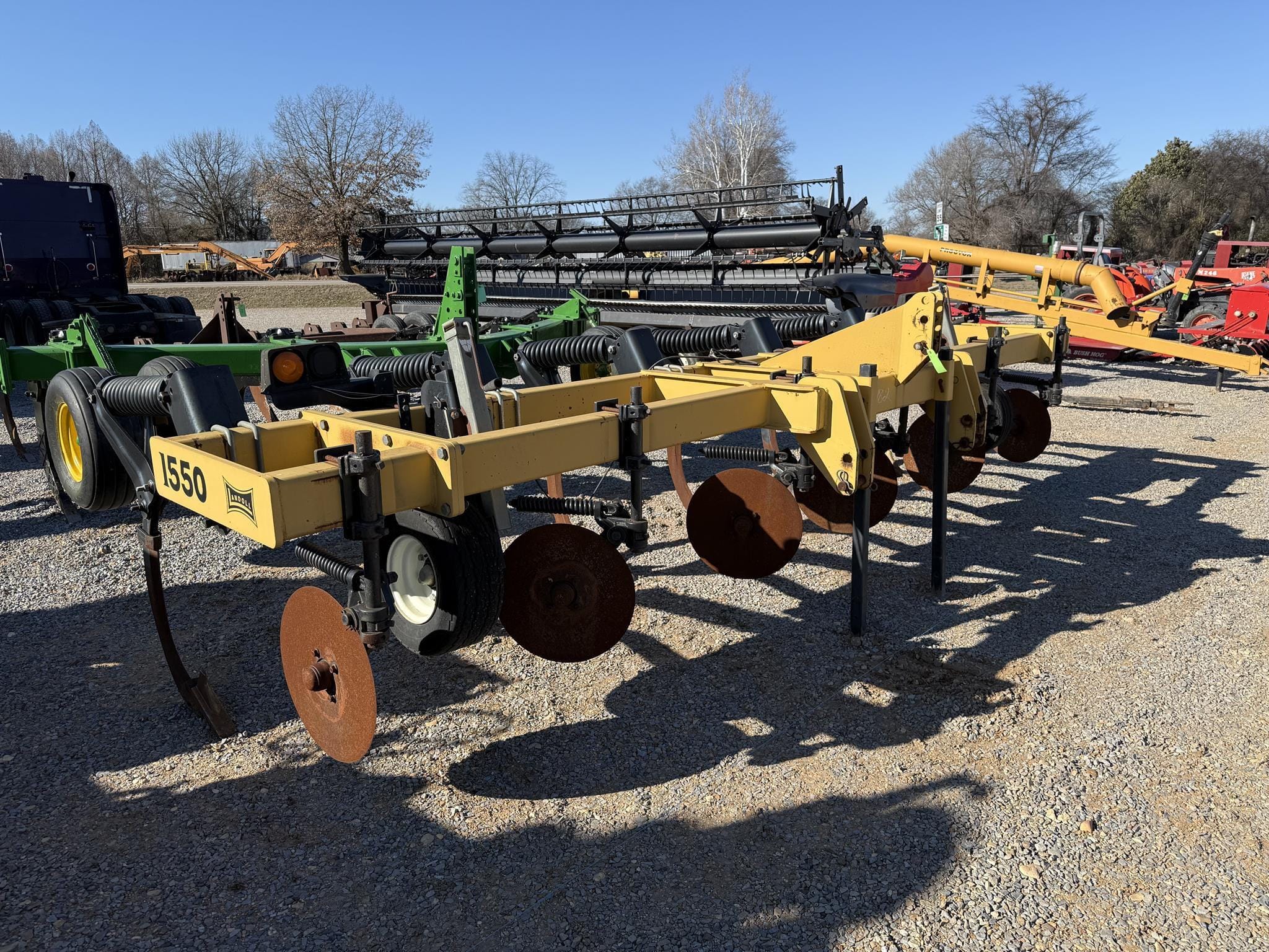 Landoll 1550 Equipment Image0