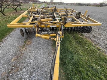 Main image Landoll Tilloll