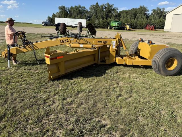 Image of Landoll 1632 equipment image 4