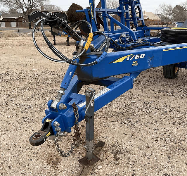 Image of Landoll 1760 equipment image 2