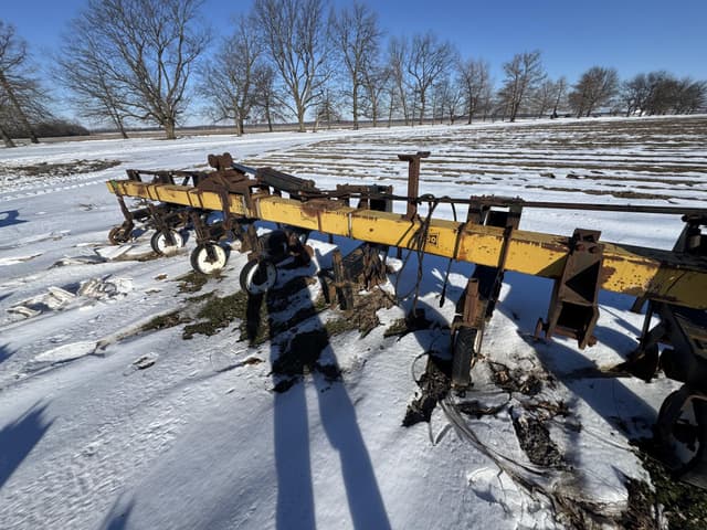 Image of Landoll 2000 equipment image 3