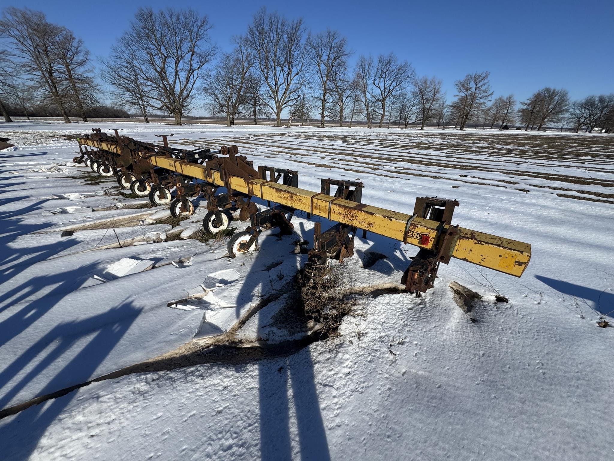 Landoll 2000 Equipment Image0