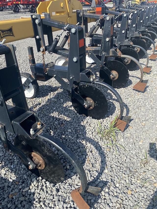 Image of Landoll 2012-38HCF94 equipment image 4